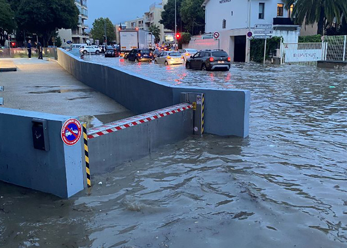 barriere anti inondation pour porte